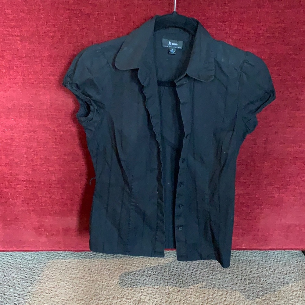 Black shirt